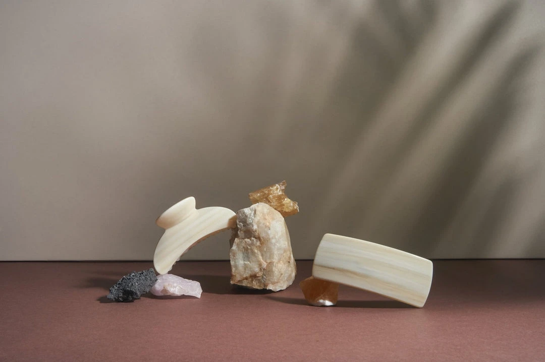 Machete Jumbo Box Clip In Alabaster Claws & Clips 7 Machete Jumbo Box Clip In Alabaster Claws & Clips