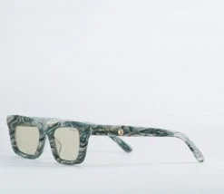 Machete Ruby - Sunglasses In Stromanthe