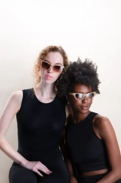 Machete Sally - Sunglasses In Tortoise Checker THE SPOTLIGHT